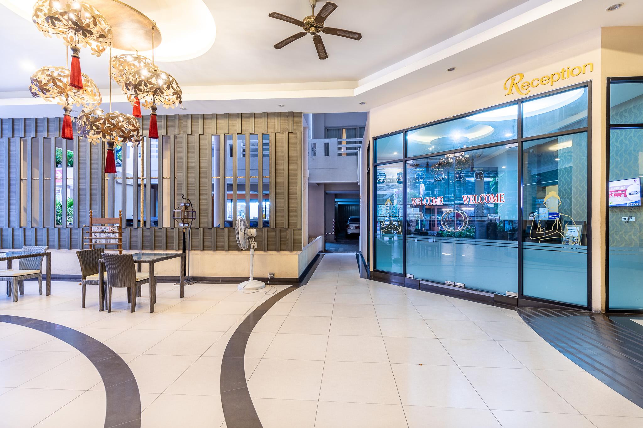Eastiny Place Hotel Pattaja Kültér fotó